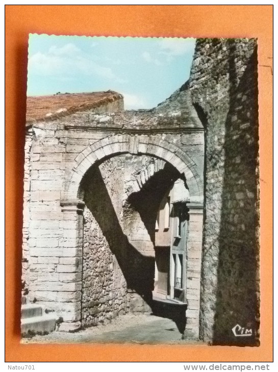 V09-84-caumont Sur Durance- Vestige Des Remparts-vieille Porte-- - Caumont Sur Durance