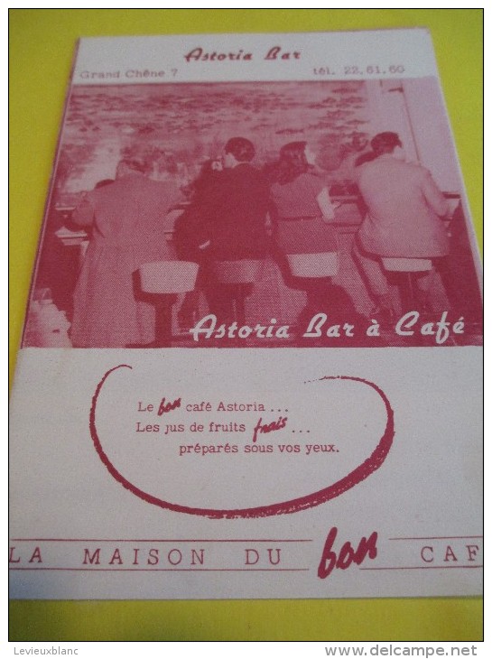 Prospectus Deux Volets / Astoria Bar /la Maison Du Bon Café / Juliette Greco/ Suisse/1952   MENU31 - Menus