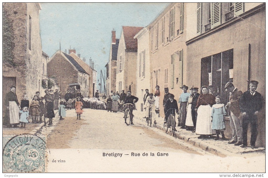 BRETIGNY Sur ORGE - Rue De La Gare ( Très Animée ) - Bretigny Sur Orge
