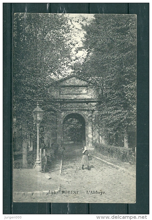 FOREST: L'Abbaye, Gelopen Postkaart (GA17580) - Forest - Vorst