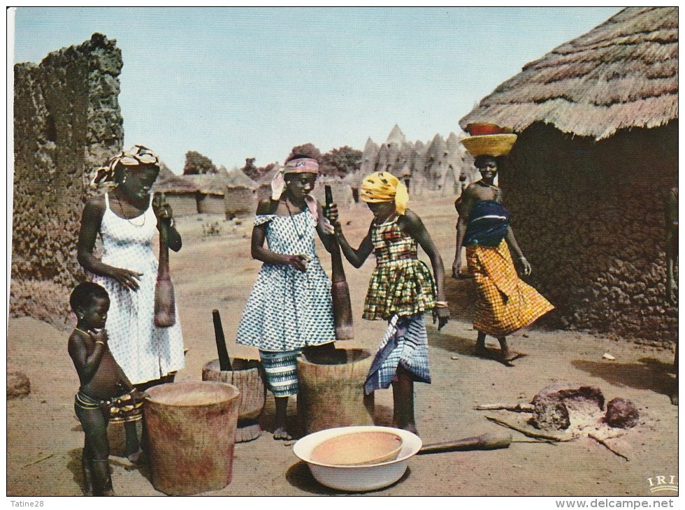 L'AFRIQUE EN COULEURS PREPARATION DU REPAS - Burkina Faso