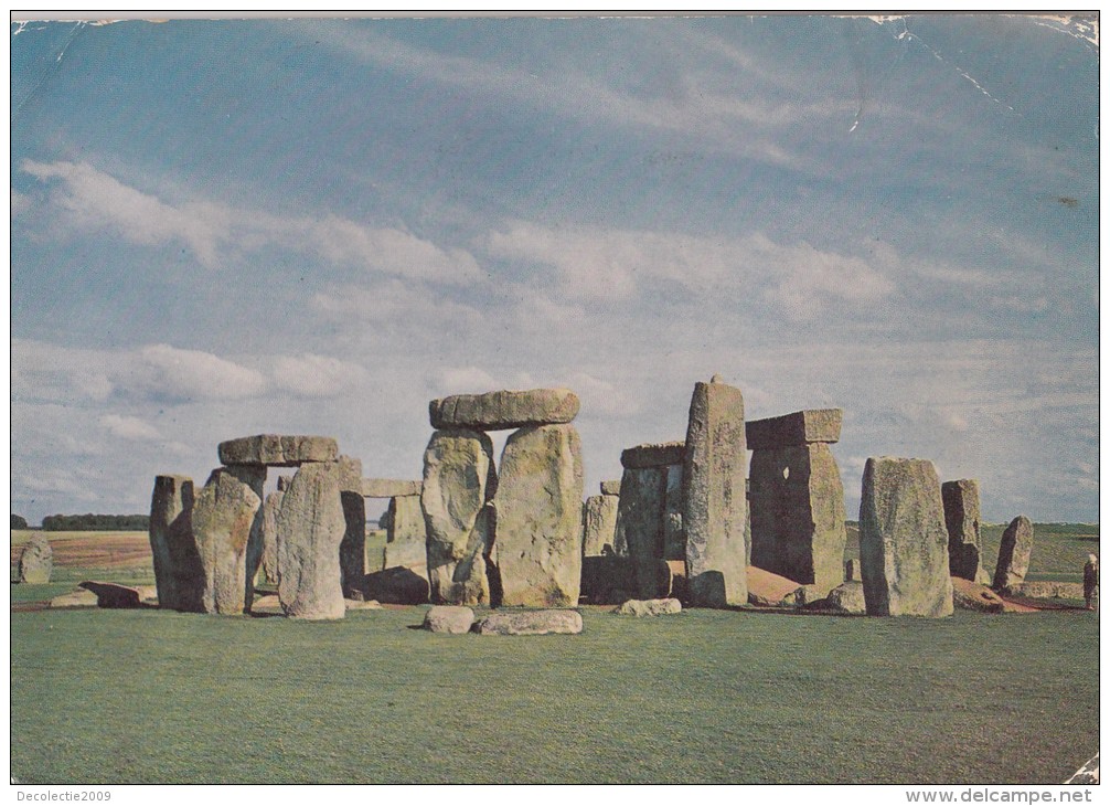 BF25049 Stonehenge Wiltshire From The Soth West United Kingdom  Front/back Image - Stonehenge