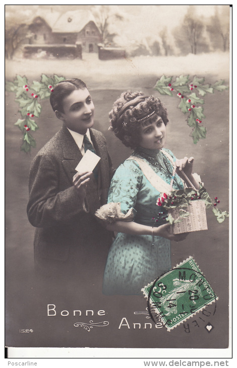 Bonne Année, Couple Avec Bouquet De Houx, 1914 ( 2 Scans ) - Couples