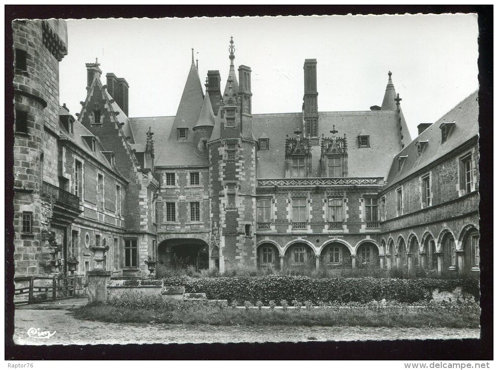 CPM Neuve 28 MAINTENON Le Château Façade Sud - Maintenon