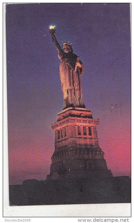 BF26793 The Statue Of Liberty New York USA  Front/back Image - Statue Of Liberty