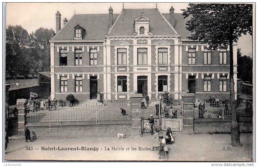 62 SAINT LAURENT BLANGY - La Mairie Et Les écoles - Saint Laurent Blangy