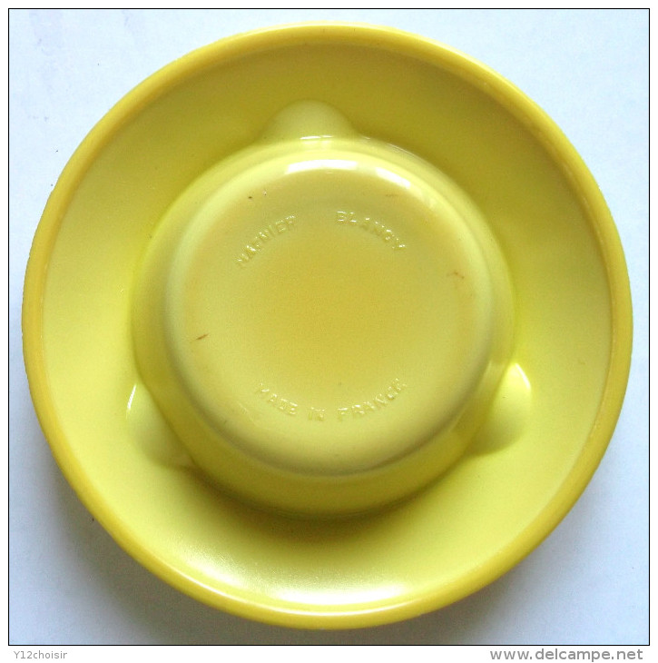 CENDRIER PORCELAINE JAUNE BOUGIES K.L.G. MAGNIER BLANOY OU BLANCY MADE IN FRANCE . DIAMETRE 14,5 CM - Porselein