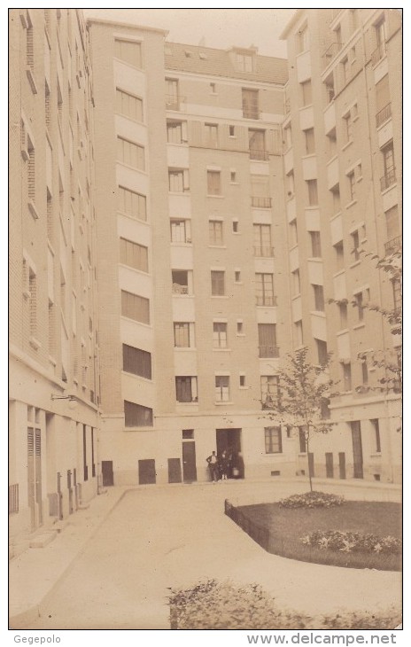 75012 - Avenue Courteline ( Carte-photo ) - Arrondissement: 12