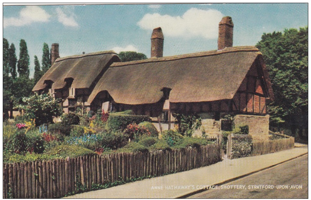 Anne Hathaways Cottage,Shottery,Stratford-Upon-Avon,Posted With Stamp,S6. - Stratford Upon Avon