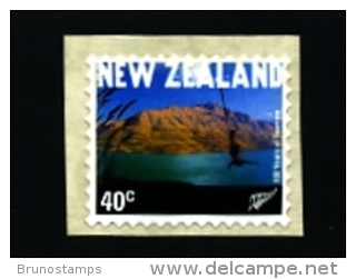 NEW ZEALAND - 2001  40 C. TOURISM  PERF. 10 PHOSPHOR FRAME  EX COIL  MINT NH - Nuovi