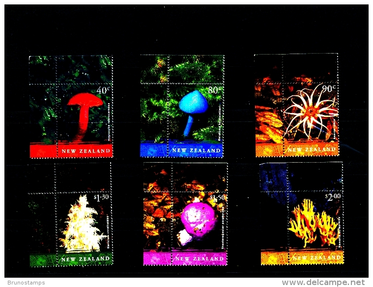 NEW ZEALAND - 2002  NATIVE FUNGI  SET MINT NH - Ungebraucht