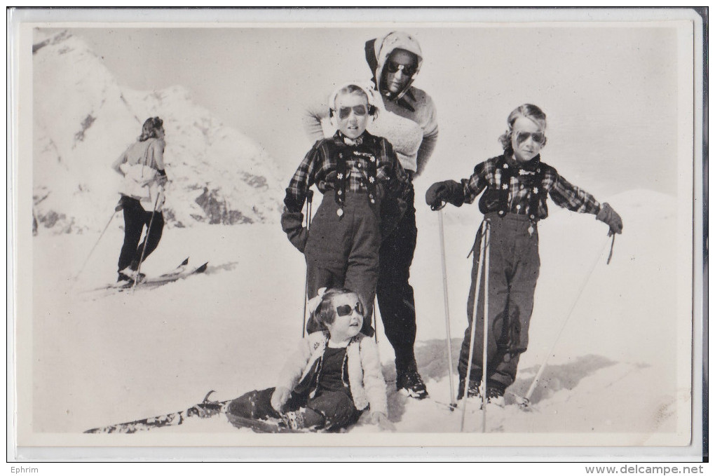 ZERMATT 3 April 1947 - H.K.H. Prinses Juliana Met Prinses Margriet - Royauté - Royalty - Nederland - Netherlands - Zermatt