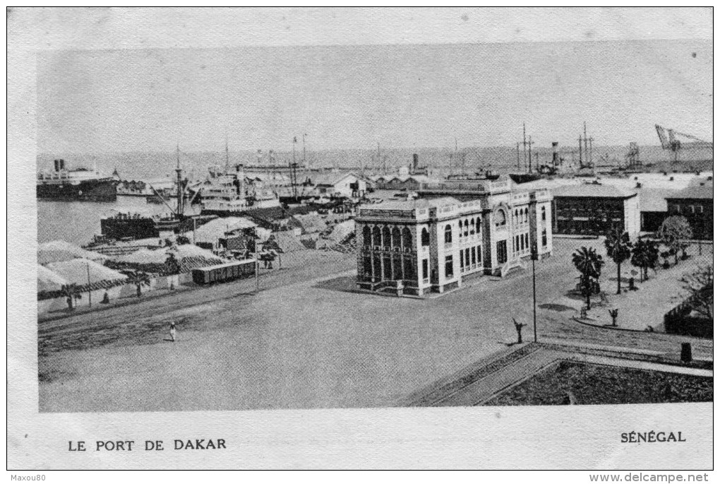 Le Port De DAKAR - - Senegal