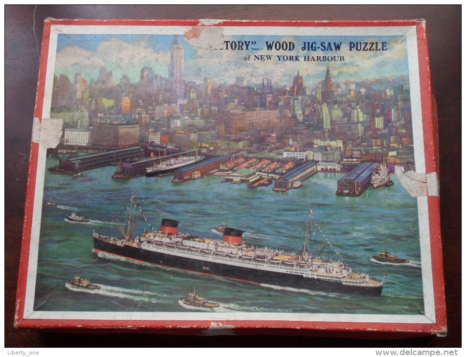 " VICTORY " Wood Jig-Saw Puzzle Of NEW YORK HARBOUR ( See Picture For Details ) ! - Autres & Non Classés