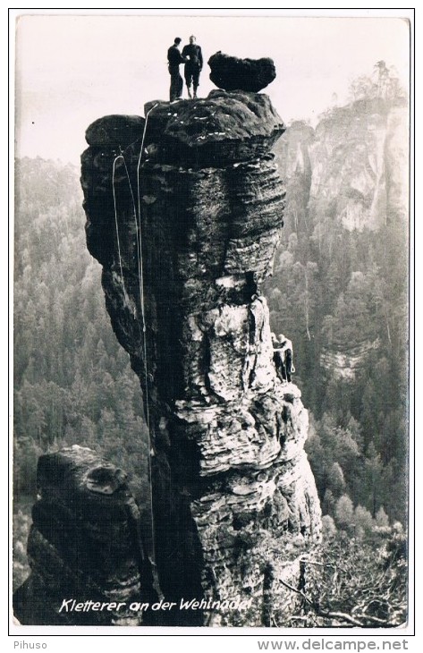 D4683     Kletterer An Der Wehlnadel ( Climbing) - Bergsteigen