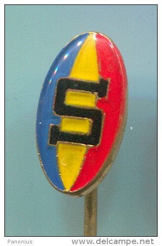 Rugby Club SPARTA Prague Praha, Czech Republic, Vintage Pin  Badge - Rugby