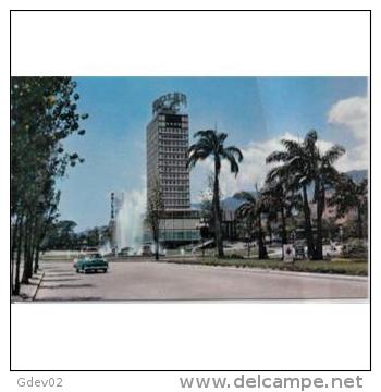 SDMTP0670C-LFTD7392TFPAR.T ARJETA POSTAL DE VENEZUELA.Bonito Edificio,Plaza,Iglesia En CARACAS. - Otros & Sin Clasificación