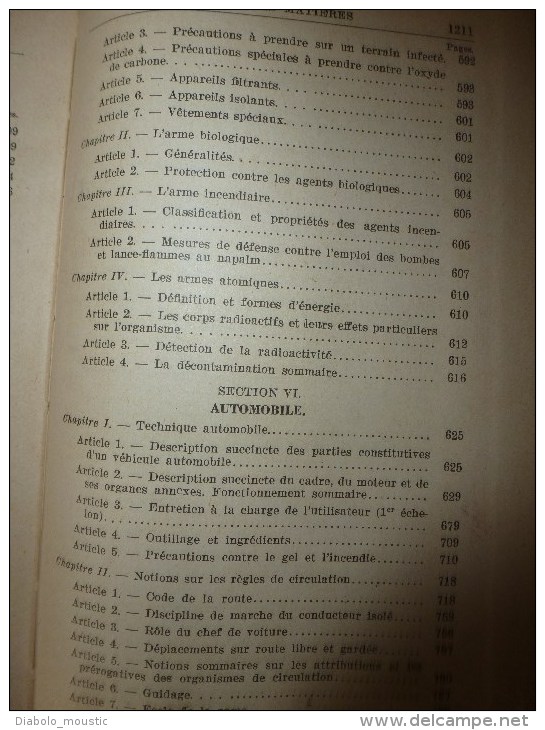 1951 MANUEL du Gradé :PISTOLET AUTOMAT,P-M;CARABINE;MITRAILLEUSES;FUSIL ;LANCE-ROQUETTE;GRENADES; MINE;EXPLOSIF;GAZ..etc