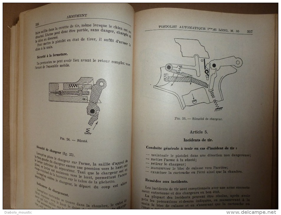 1951 MANUEL du Gradé :PISTOLET AUTOMAT,P-M;CARABINE;MITRAILLEUSES;FUSIL ;LANCE-ROQUETTE;GRENADES; MINE;EXPLOSIF;GAZ..etc