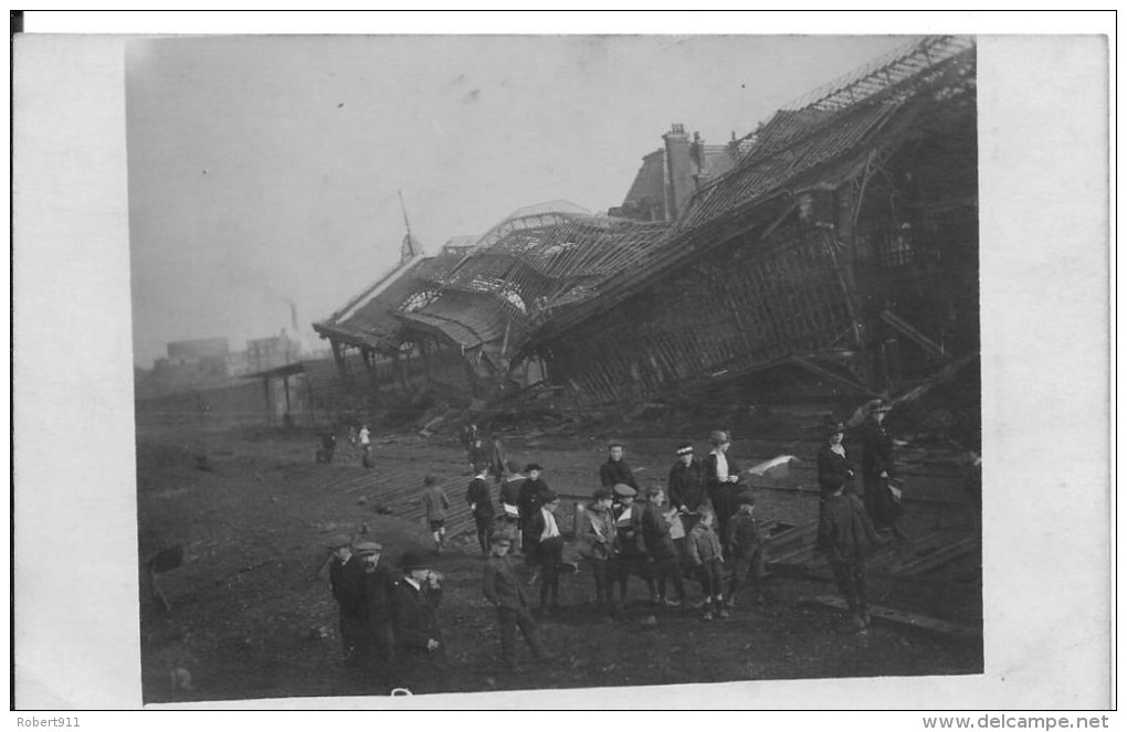 ROUBAIX : Guerre De 1914-1918 - Rare CPA Photo Non Utilisée - La Gare Détruite - Roubaix