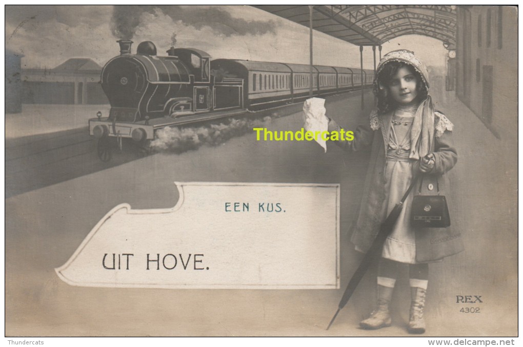 CPA EEN KUS UIT HOVE TRAIN CHEMIN DE FER GARE STATION TREIN - Hove