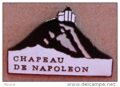 CHAPEAU DE NAPOLEON - MONGTAGNE    -            (11) - Celebrities