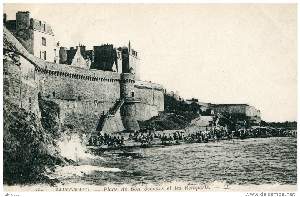 FRANCE - Nicely Animated SAINT MARLO -  Plage De Bon Secours Et Les Remparts By LL - Saint Malo