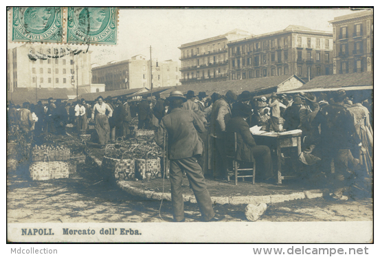 ITALIE NAPOLI / Mercato Dell'Erba / - Napoli