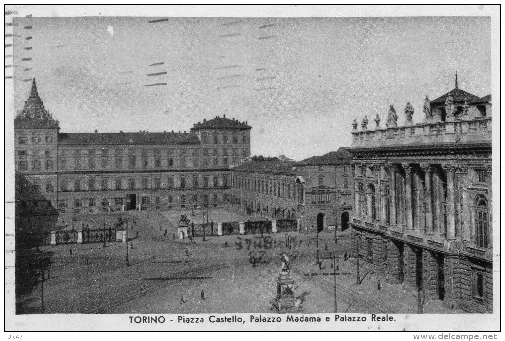 - TORINO - Piazza Castello, Palazzo Madama E Palazzo Reale. - Voir Scan Du Verso - - Palazzo Madama