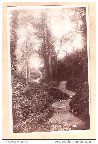 RP PUBLISHED BY THE PHOTOGRAPHER F N BRODERICK OF RYDE THE ISLE OF WIGHT OF FAIRLIGHT GLEN HASTINGS OLD POSTCARD SUSSEX - Hastings