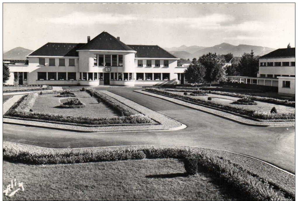 Hopital Psychiatrique De Lannemezan La Cour D'Honneur Recto Verso Edit Alix Lannemezan - Lannemezan