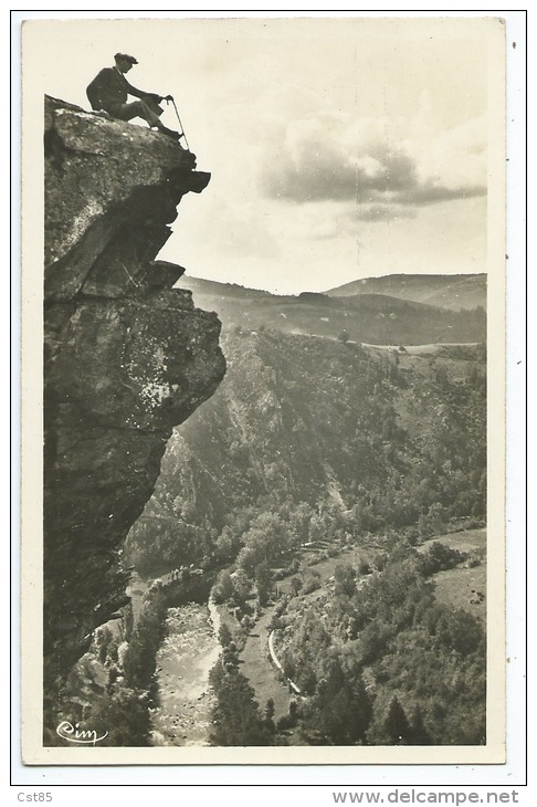 Carte Postale - Vallée De La Sioule Chateauneuf-les-Bains Les Gorges De La Sioule Aux Méritis - Autres & Non Classés