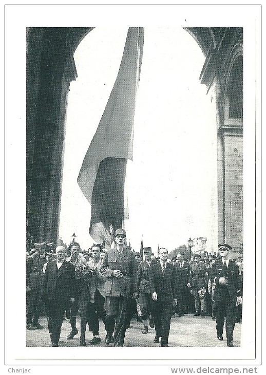 Cpm:  CHARLES DE GAULLE Aux Champs Elysée à PARIS. 26 Août 1944  (Ed. Du Quesne 1990) - Persönlichkeiten