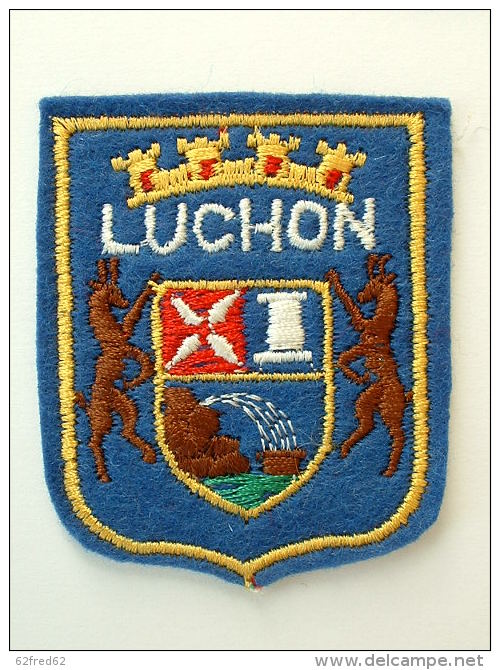 ECUSSON TISSUS BRODE  - LUCHON - Blazoenen (textiel)