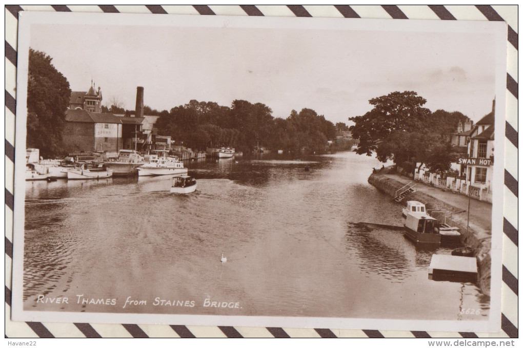 4AG1404 RIVER THAMES FROM STAINES BRIDGE 2  SCANS - Surrey