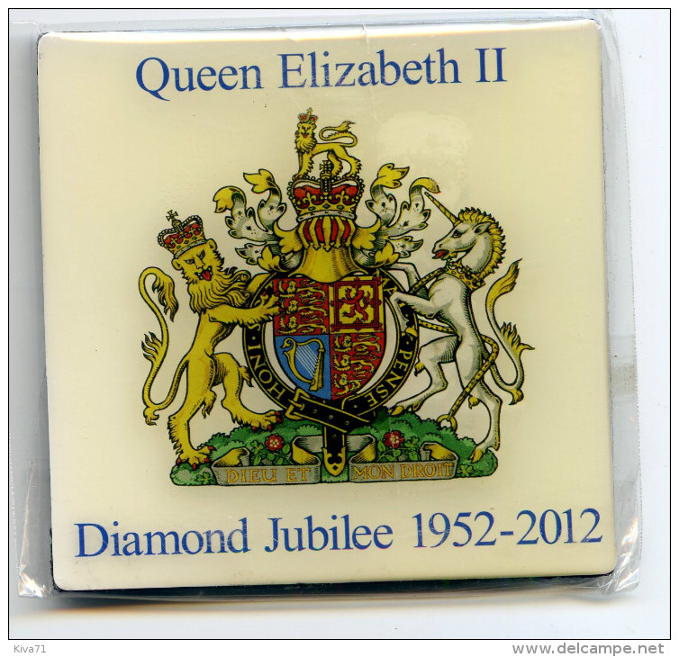 " GB Magnet " QUEEN ELIZABETH II  2012  NEUF - Characters