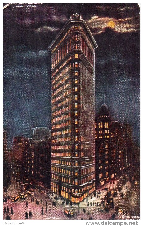 FLAT IRON BUILDING - Manhattan