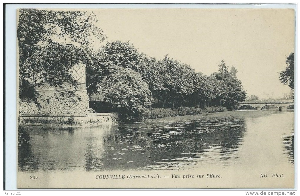 Courville-Vue Prise Sur L'Eure-(CPA). - Courville