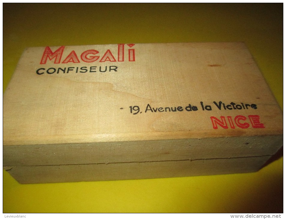 Boite  En Bois / Magali Confiseur / NICE  /Avenue De La Victoire / Vers 1950    BFPP20 - Boîtes