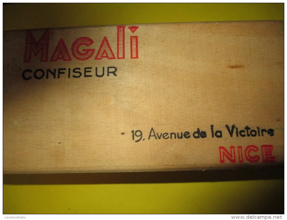 Boite  En Bois / Magali Confiseur / NICE  /Avenue De La Victoire / Vers 1950    BFPP20 - Dozen