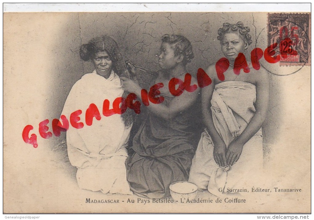 MADAGASCAR - AU PAYS BETSILEO - L´ ACADEMIE DE COIFFURE - COIFFEUR - Madagaskar