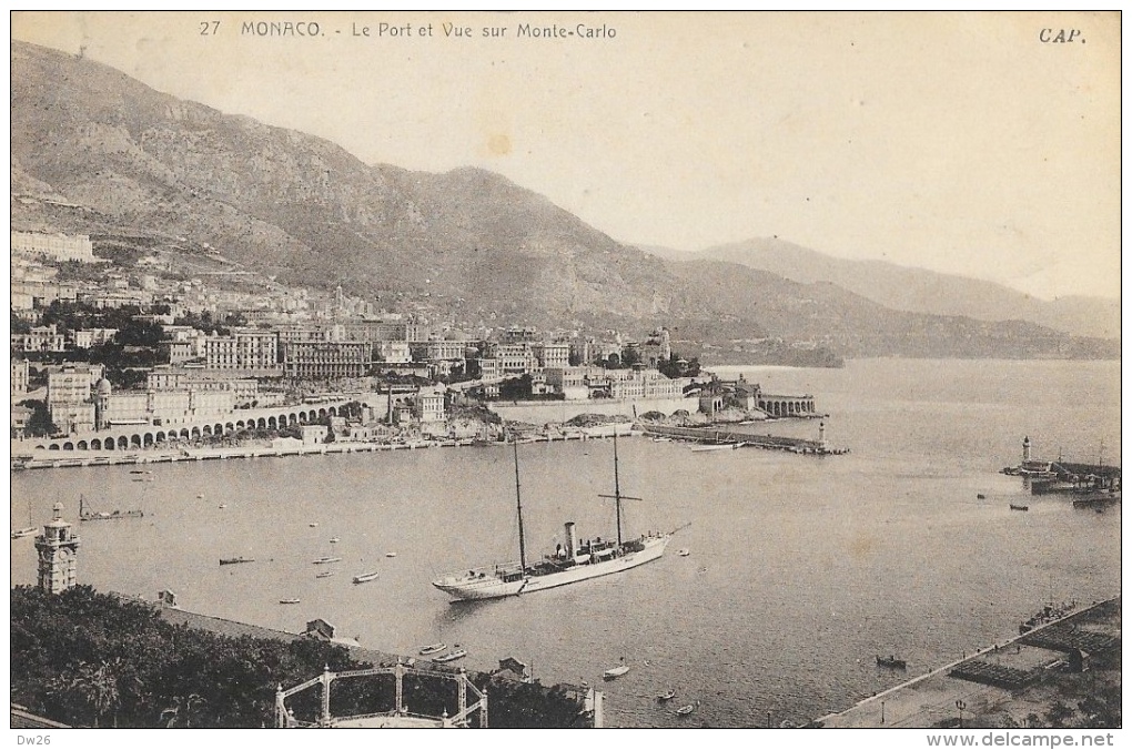 Monaco - Le Port Et Vue Sur Monte-Carlo - Bateau Dans Le Port - Carte CAP - Porto