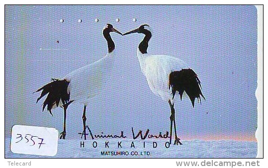 Telecarte Japon OISEAU (3557)  GRUE - Couple En Parade Sur HOKKAIDO * CRANE BIRD Japan Phonecard * KRANICH Vogel TK - Gallinaceans & Pheasants