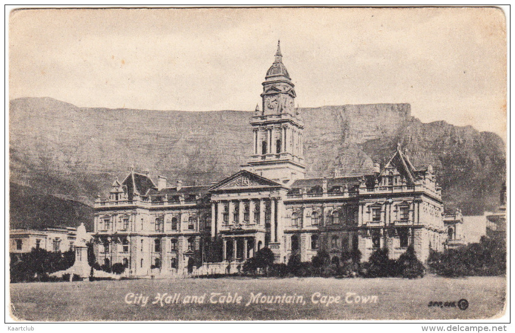 City Hall And Table Mountain, Cape Town  -  South Africa - Südafrika