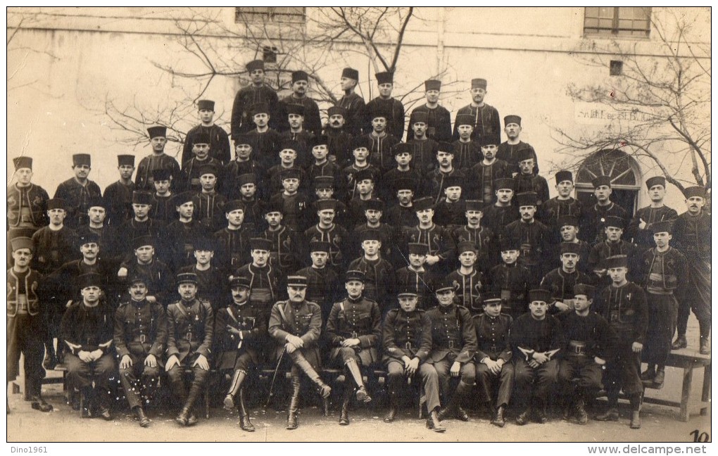 CPA 744 - MILITARIA - Carte Photo Militaire - Soldats - Cie De Tirailleurs Algériens - Regiments