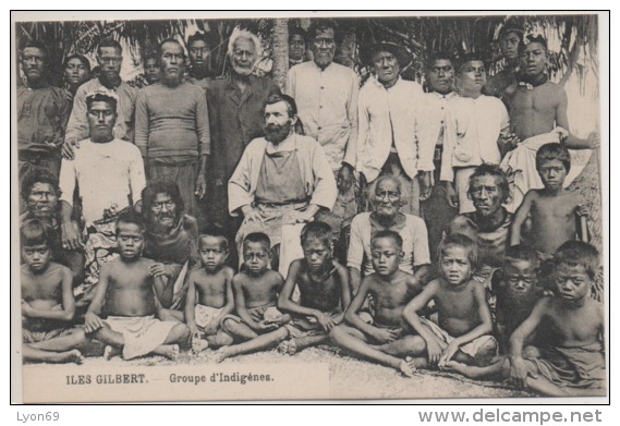 ILES GILBERT   GROUPE D'INDIGENES - Micronésie
