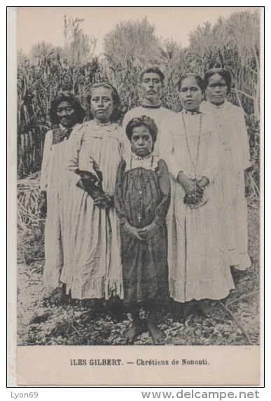 ILES GILBERT   CHRETIENS D' NONOUTI - Micronesië