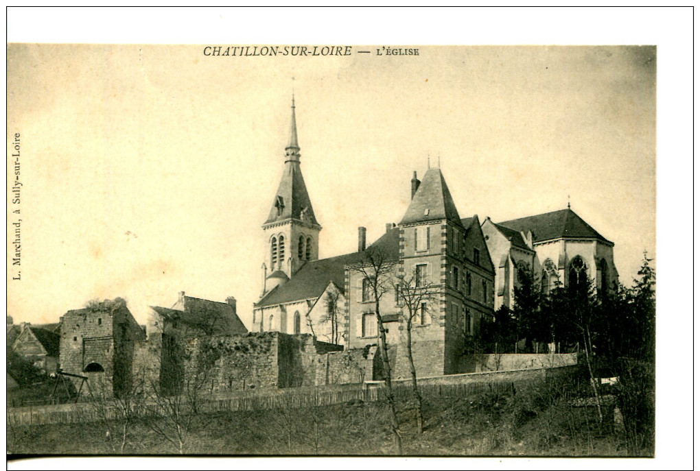 45 Loiret - Non Circulée - Chatillon Sur Loire-  L'église - Chatillon Sur Loire