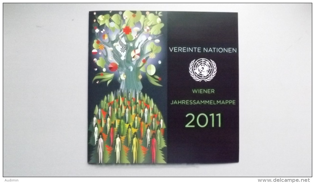 UNO-Wien 689/0, 699/18, 729/31, 736/7 Souvenir-Folder 2011 **/mnh, Jahreszusammenstellung 2011 - Nuevos