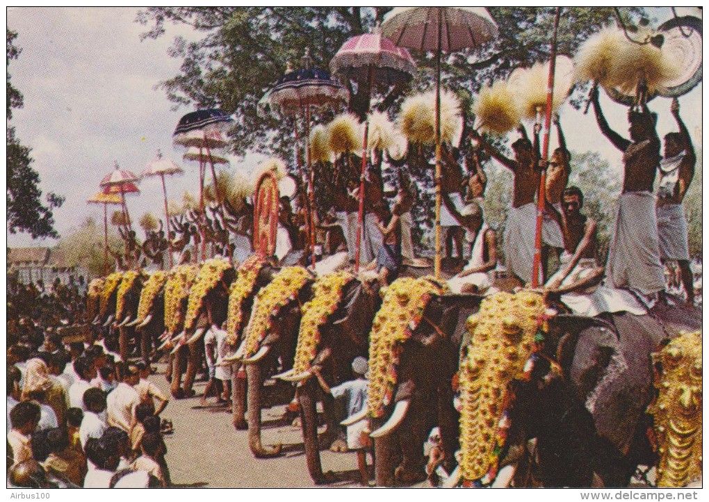 ÉLÉPHANTS - INDIA POORAM FESTIVAL TRICHUR - Non Circulée - 2 Scans - - Elephants